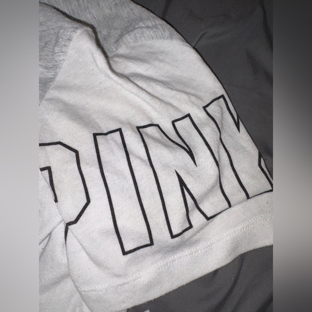 2 Victoria’s Secret PINK T-Shirts, One Medium & 1 Large - Picture 4 of 13